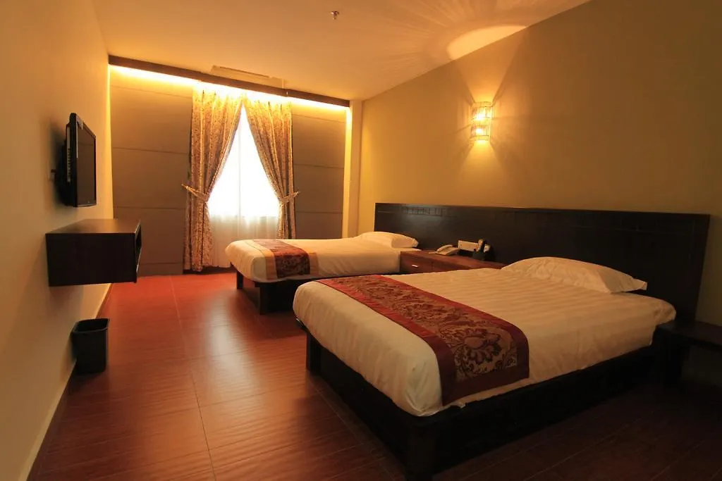 Herald Hotel Malacca 2*,